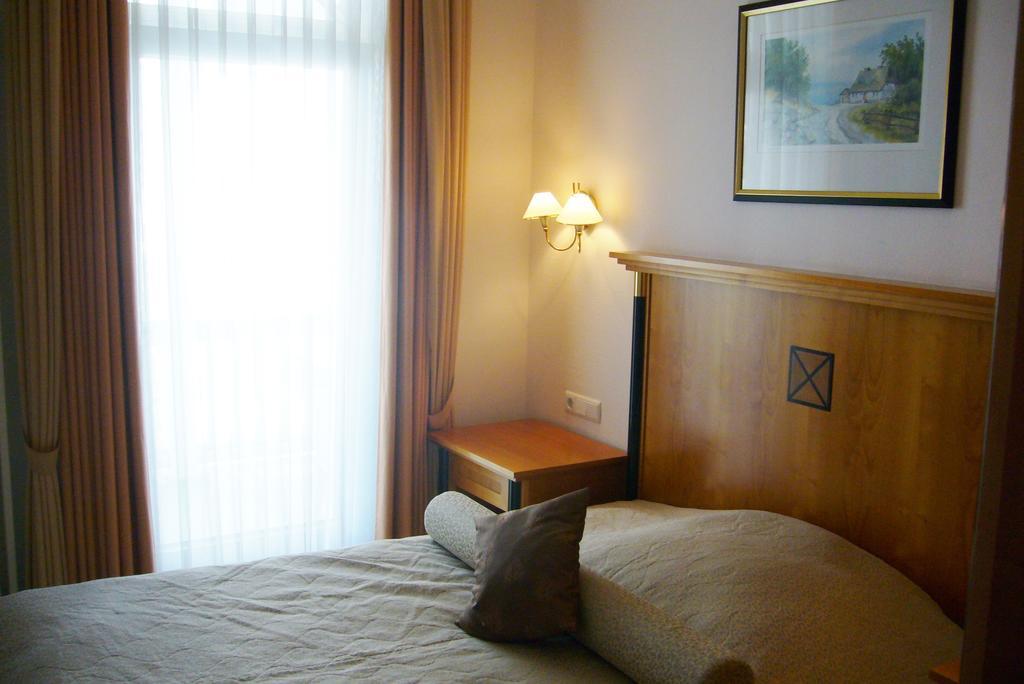 Meerblick-Appartement Villa Gudrun 宾茨 客房 照片